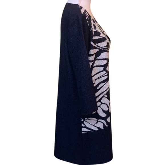 Chico’s Travelers navy/white Longline puckered knit jacket, size 1, small - Picture 2 of 6